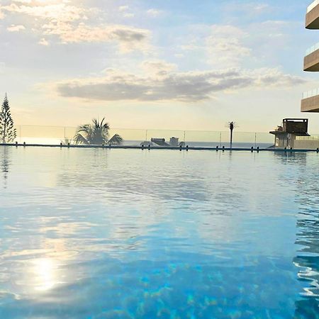 Ferienwohnung Zen Retreat With Stunning Sea Views And Sunsets Flic-en-Flacq Exterior foto